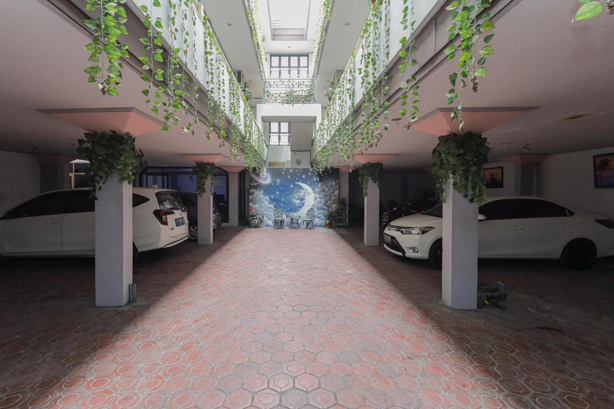 Reddoorz At Pondok Candra Surabaya Exterior foto